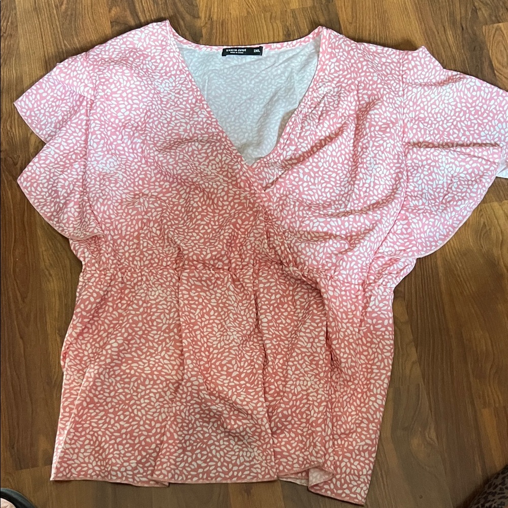 SHEIN Curve Pink and White V-Neck Blouse with elastic at the middle